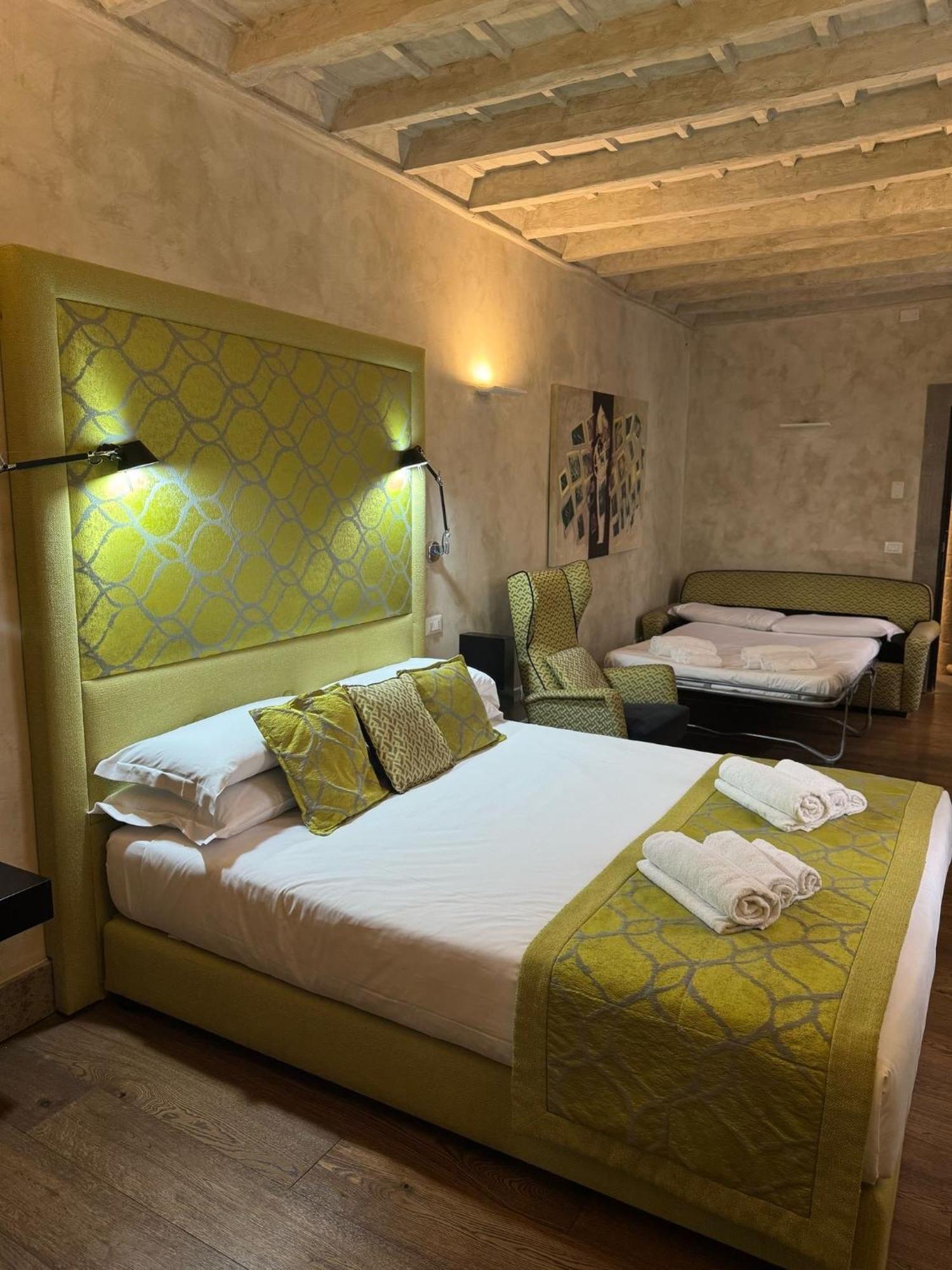 Pantheon Luxury Suite โรม ภายนอก รูปภาพ